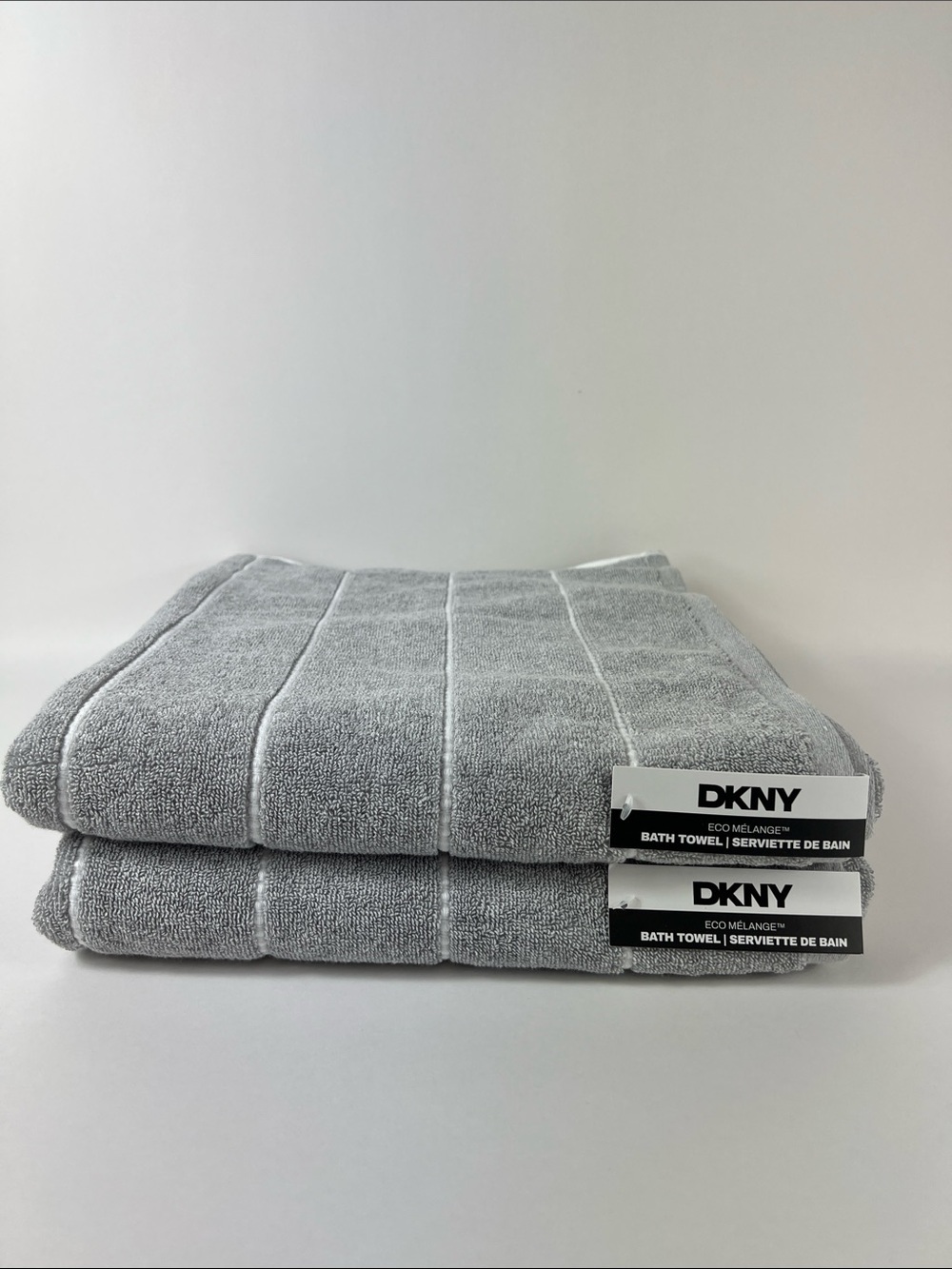 DKNY Bath Towel Set Eco Melange Light Gray White Soft Cotton Set of 2 NEW